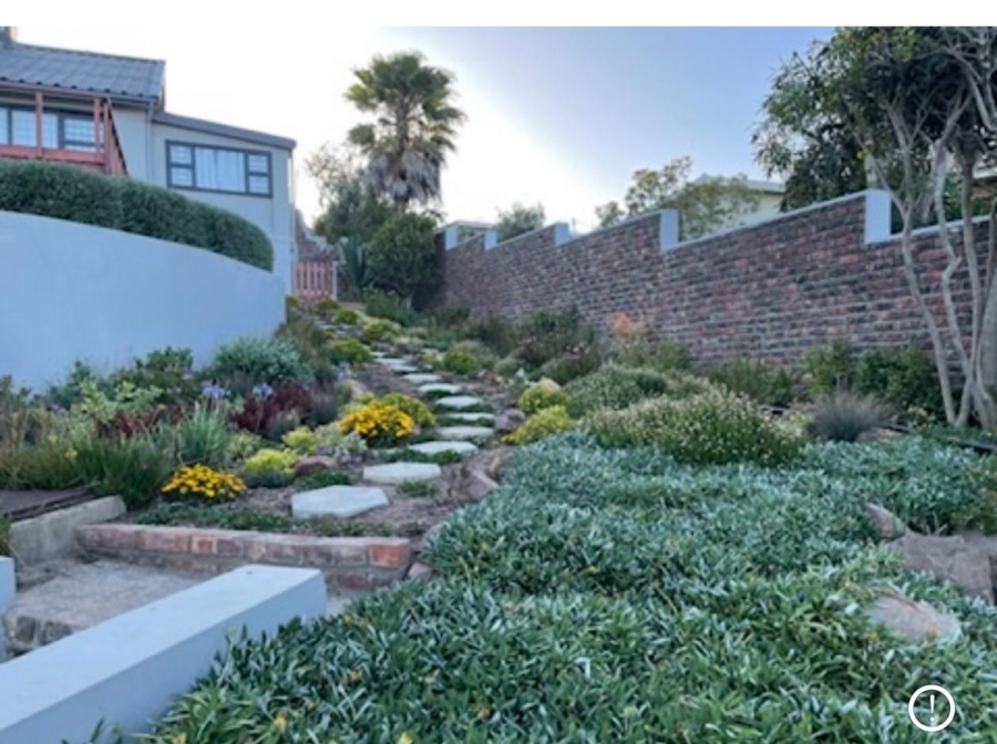 5 Bedroom Property for Sale in De Bakke Western Cape